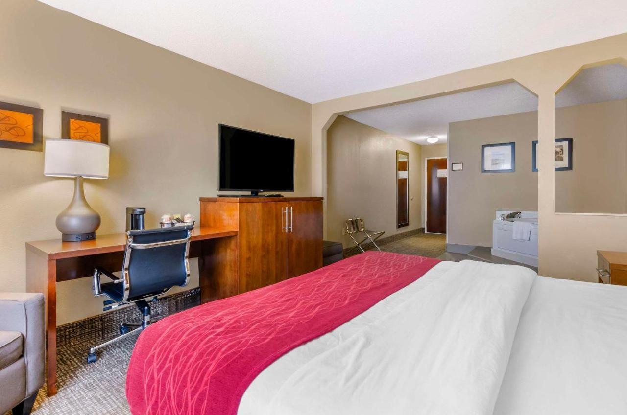 Comfort Inn & Suites Christiansburg I-81 Eksteriør bilde