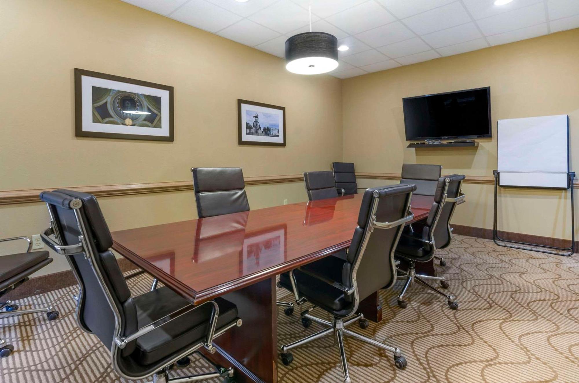 Comfort Inn & Suites Christiansburg I-81 Eksteriør bilde