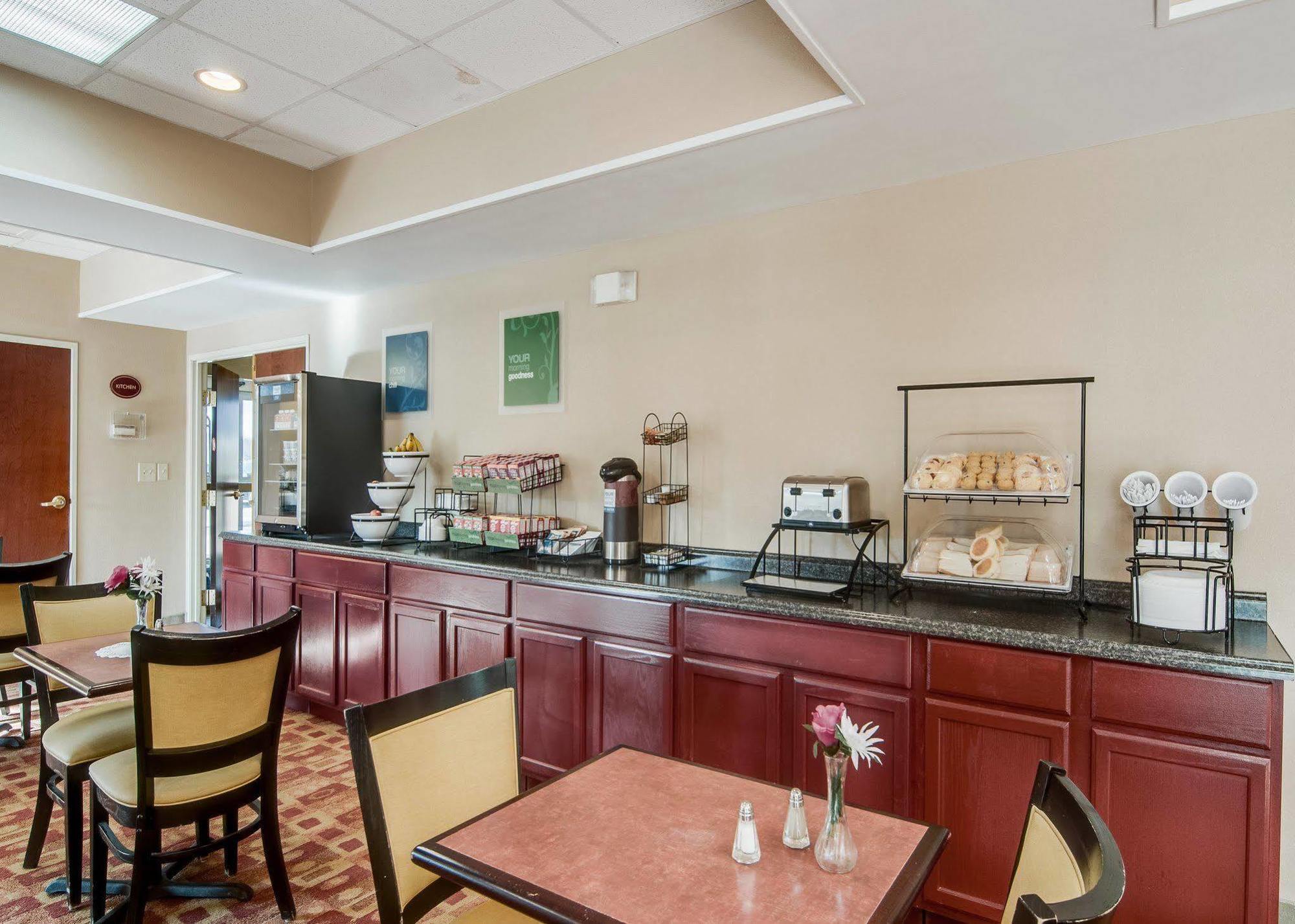 Comfort Inn & Suites Christiansburg I-81 Eksteriør bilde