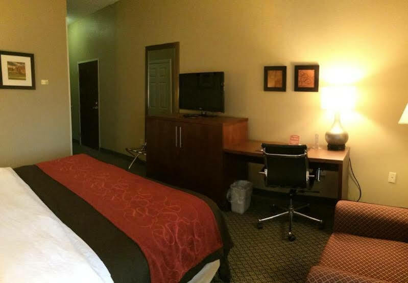 Comfort Inn & Suites Christiansburg I-81 Eksteriør bilde